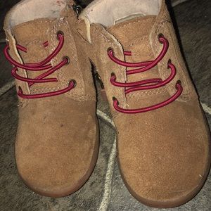 Toddler Uggs new
